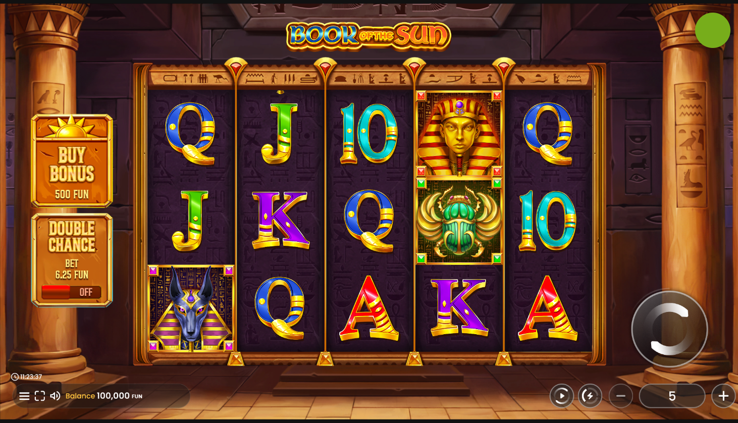 Book of the Sun slot gameplay screenshot