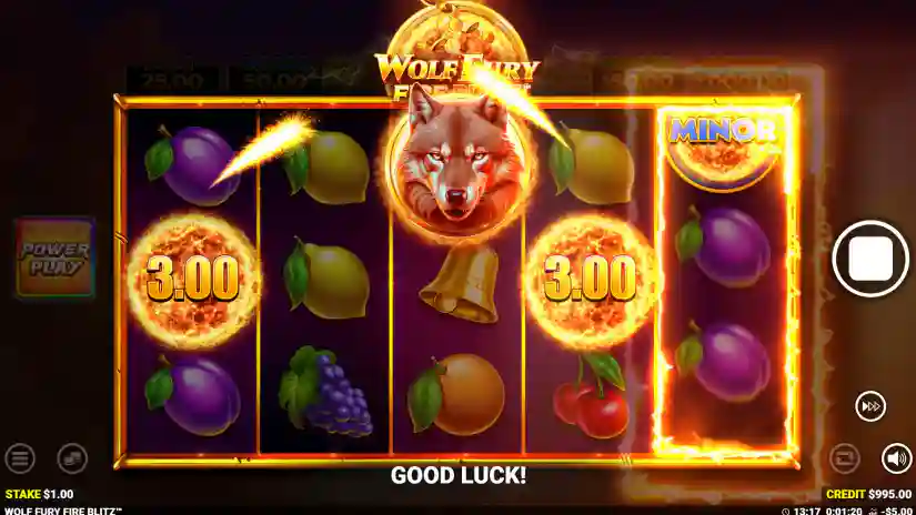 Wolf Fury Fire Blitz Online Video Slot gameplay screenshot