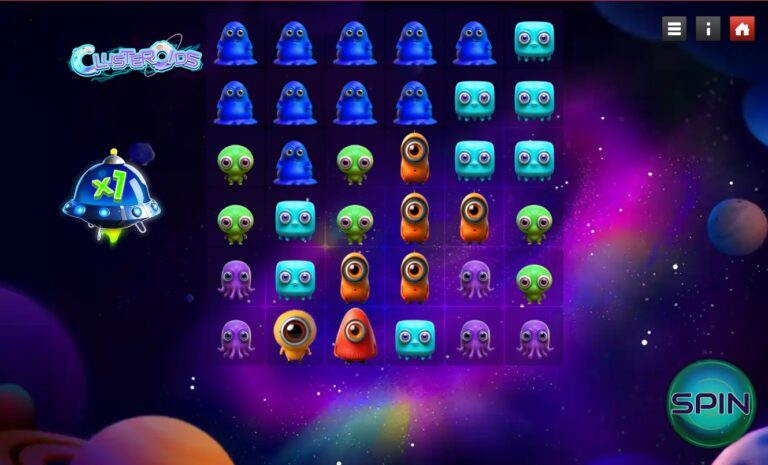 Clusteroids slot gameplay screenshot