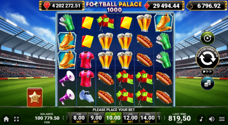Football Palace slot gameplay screenshot
