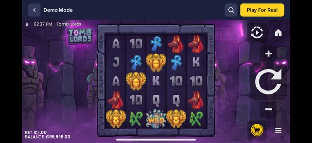 Tomb Lords slot gameplay screenshot