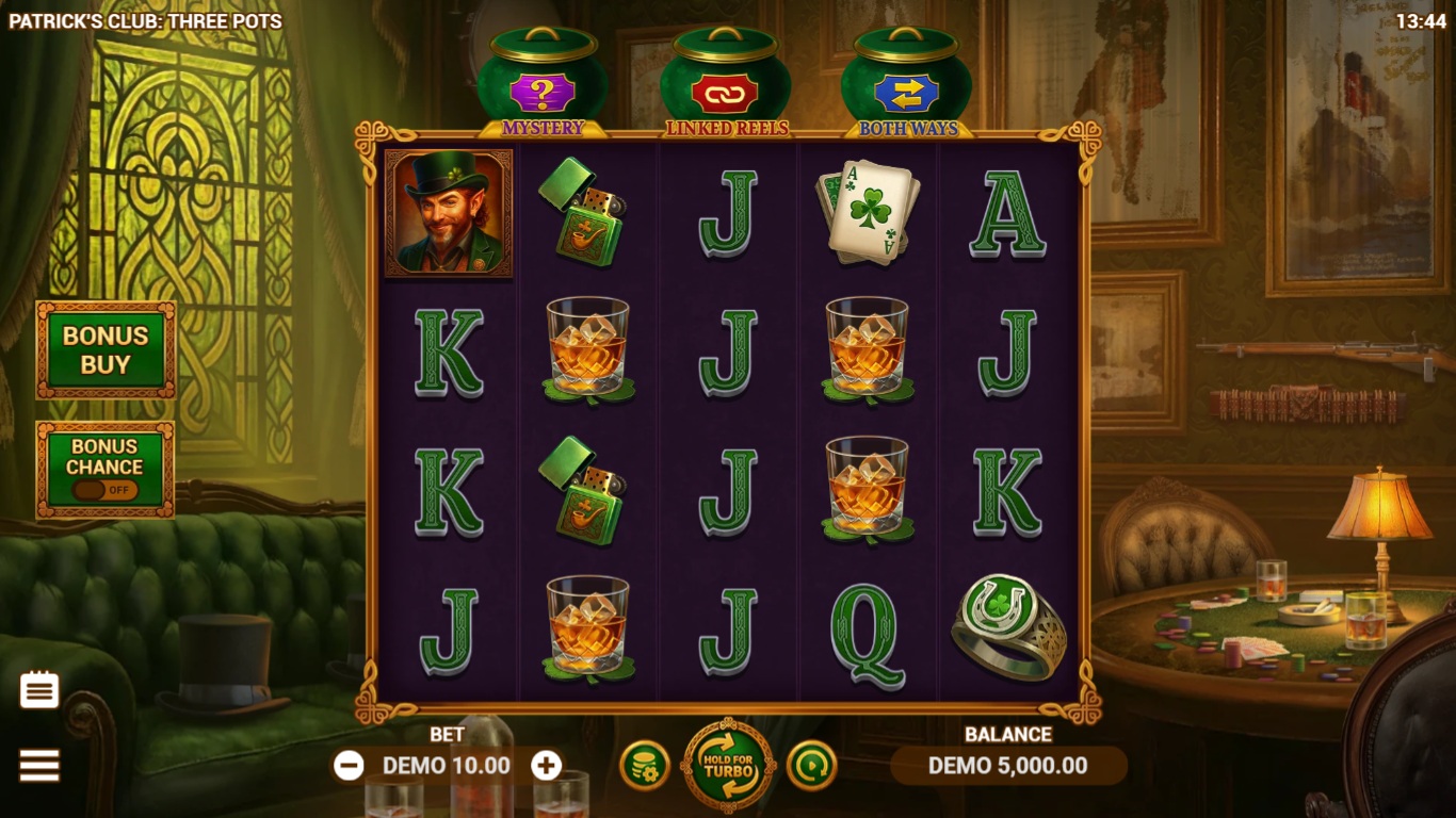 Patrick's Club: Three Pots slot gameplay showing the reels and game features