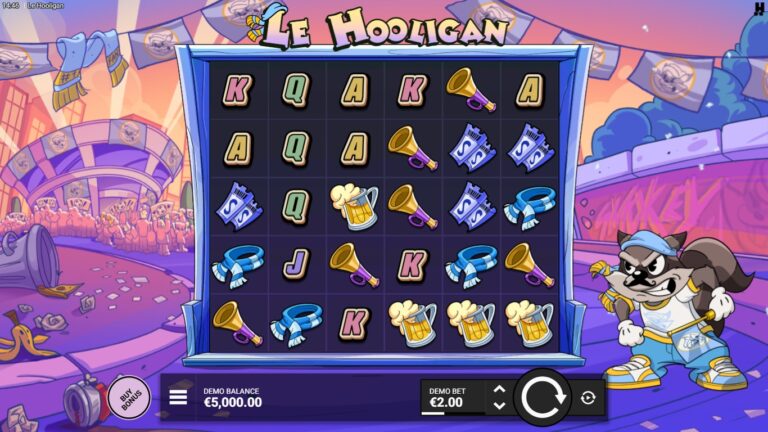 Le Hooligan slot gameplay showing the active reels and symbols