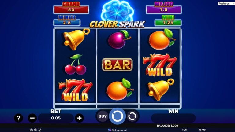 Clover Spark - Hold & Hit 3x3 gameplay